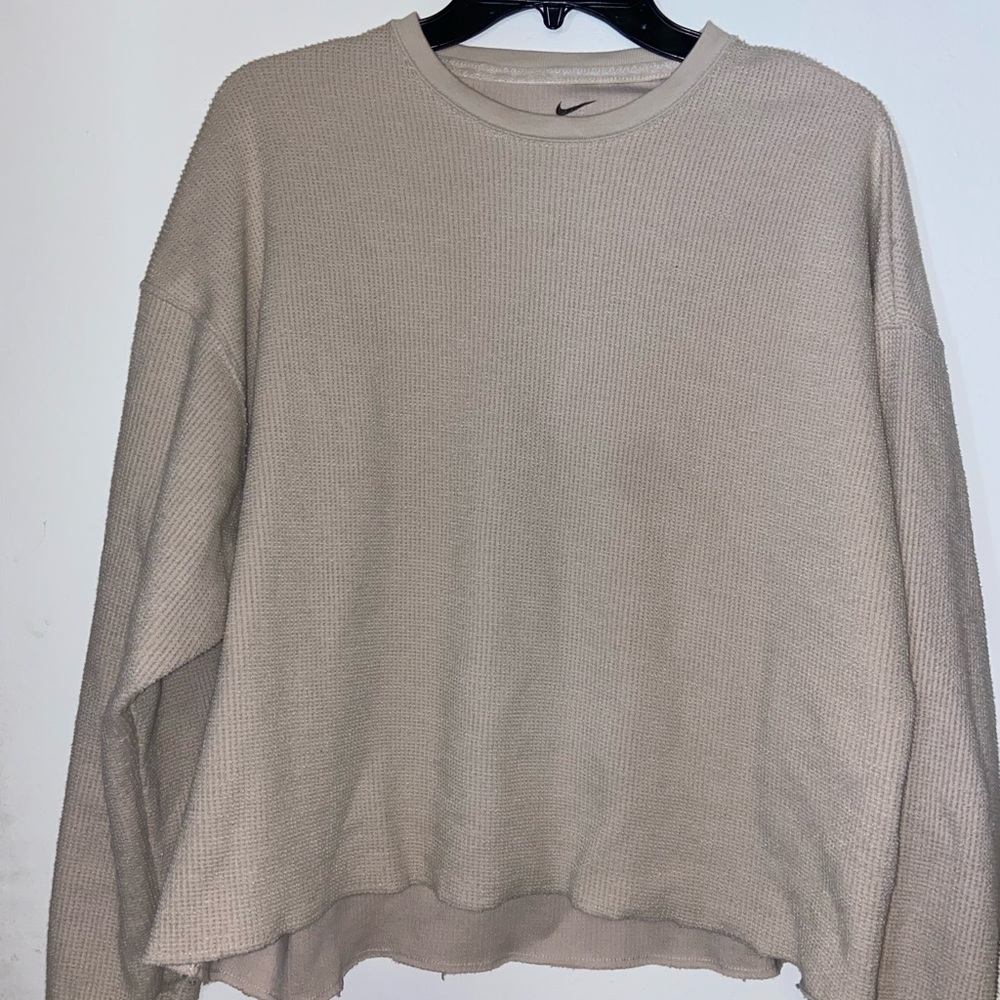 Nikes women’s crop waffle sweatshirt